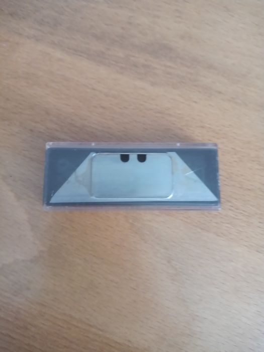 Леза для ножа  будiвельного