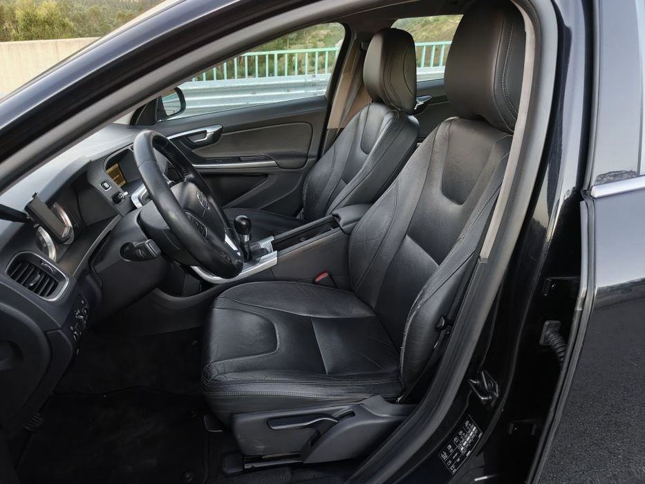Volvo V60 2.0 D3 163cv Nacional