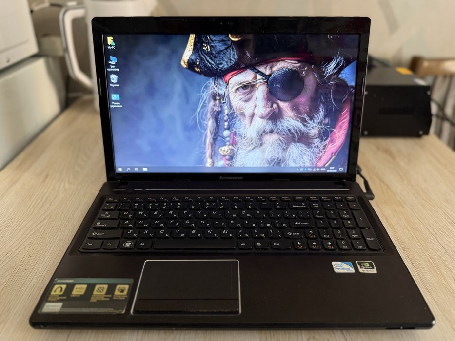 Ноутбук Lenovo G580 (intel, nvidia)