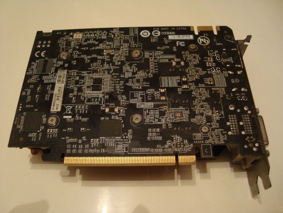 Продаю карту GTX 960 GIGABYTE.