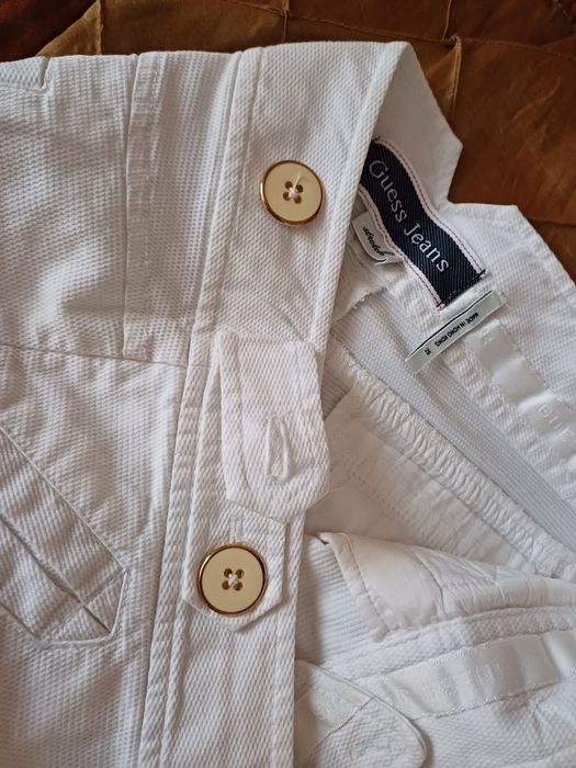 Spodenki  za kolano guess