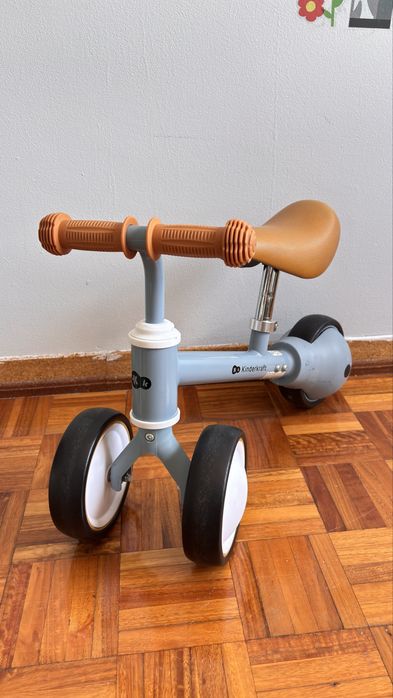 Bicicleta de equilibrio Kinderkraft | 9 meses aos 2 anos e meio