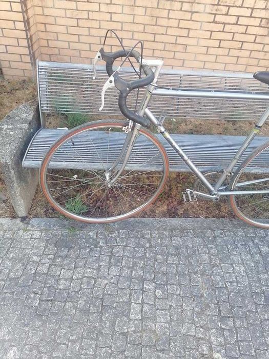 Bicicleta de Estrada Vintage / Clássica + Par de Pneus Extra