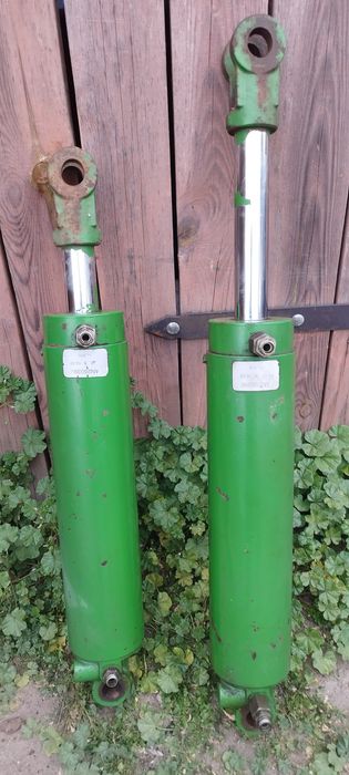 Siłowniki hydrauliczne John Deere