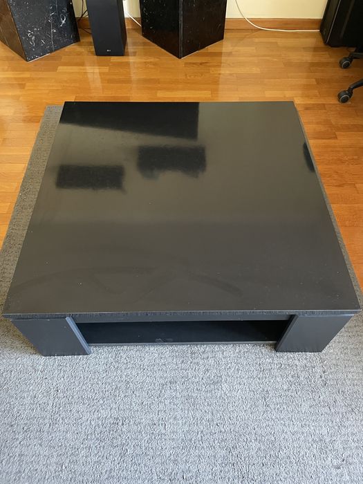 Mesa de Centro preta