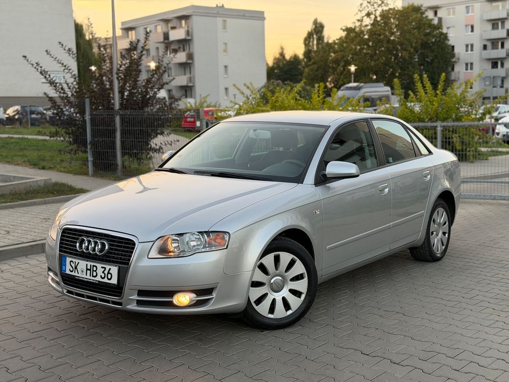 Audi A4 Limousine