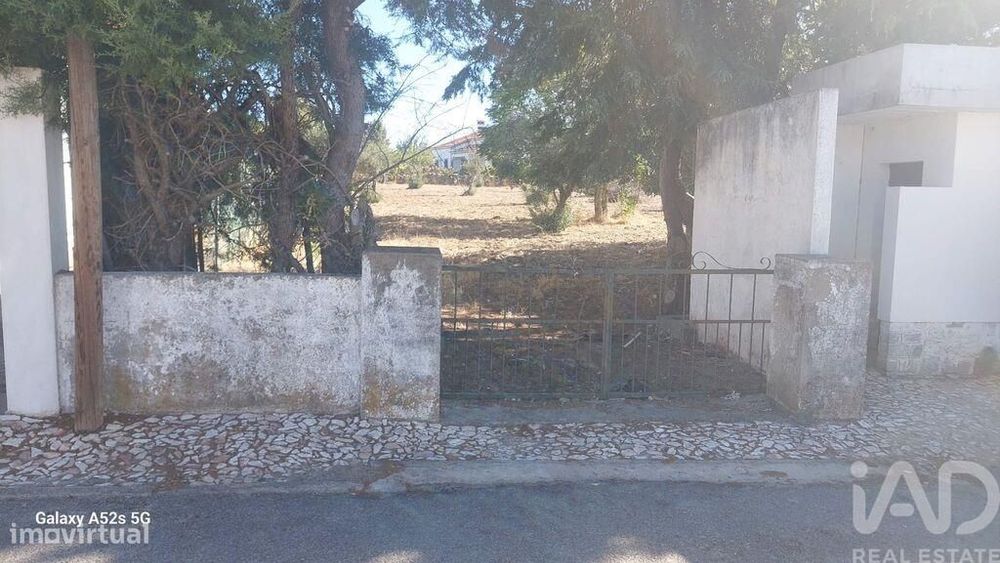 300.00 m² Urban Plot in Urra