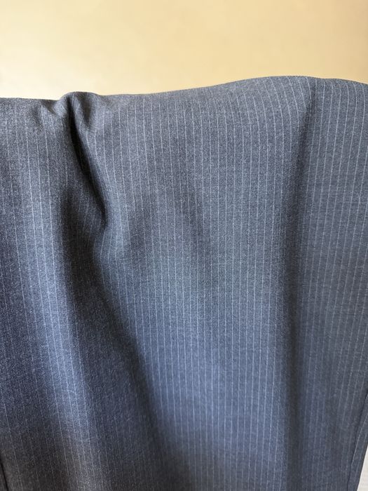 Костюм Zara сірий у смужку