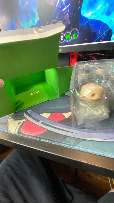 MOB PSYCO 100 Boneco Articulado - Action Figure