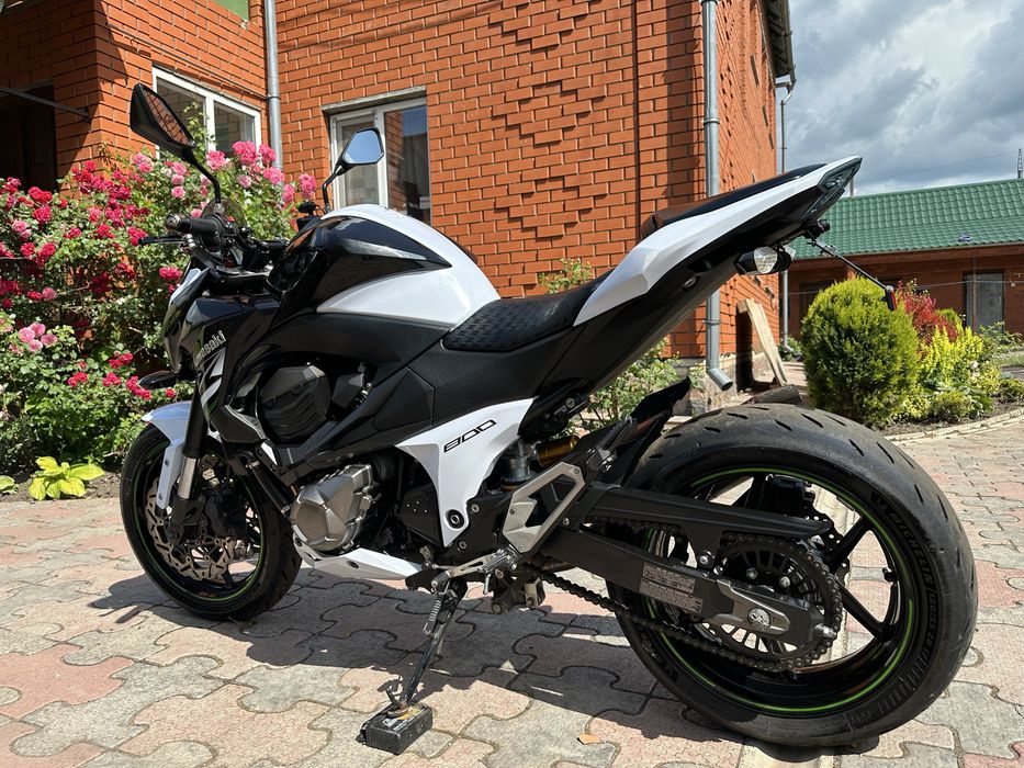 Kawasaki z800 офіціал
