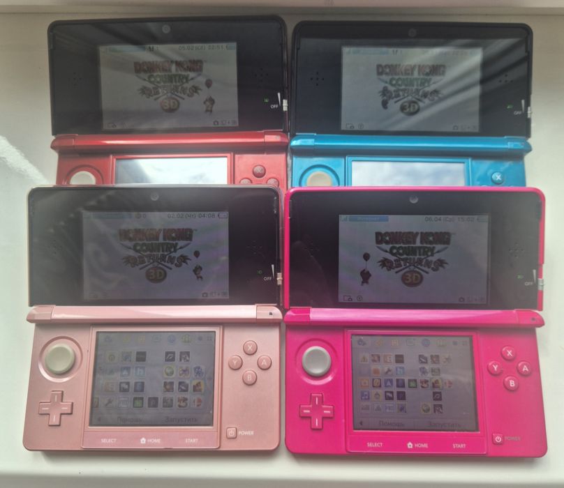 Nintendo 3ds в різних кольорах в доброму стані