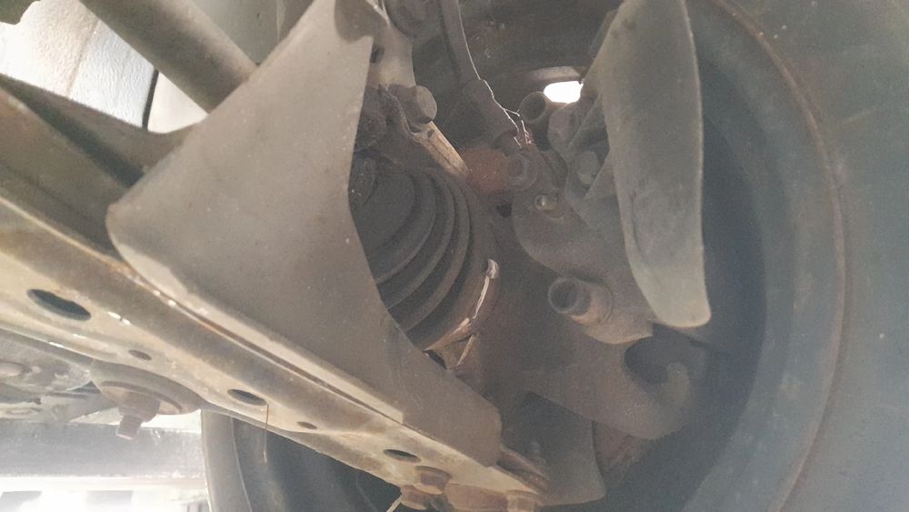 Manga de eixo frente esquerda VOLKSWAGEN Polo (6N)