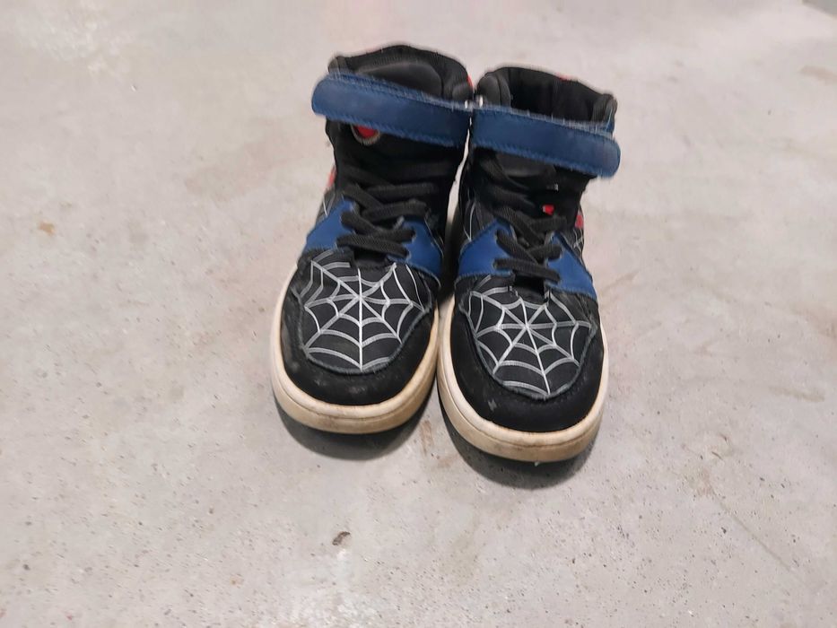 Buty chłopiece spiderman rozm 28