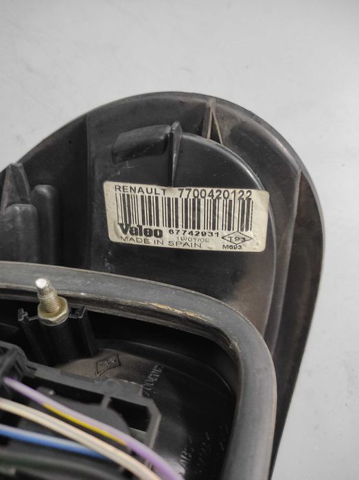 RENAULT Laguna I, OE: 770.0420.122, Lampa tylna lewa VALEO, Oryginał!
