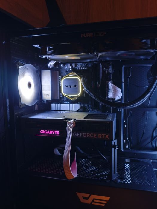 PC Gamingowy Ryzen 7 9800x3D RTX 4070 64GB DDR5 3TB M2 SSD GWARANCJA