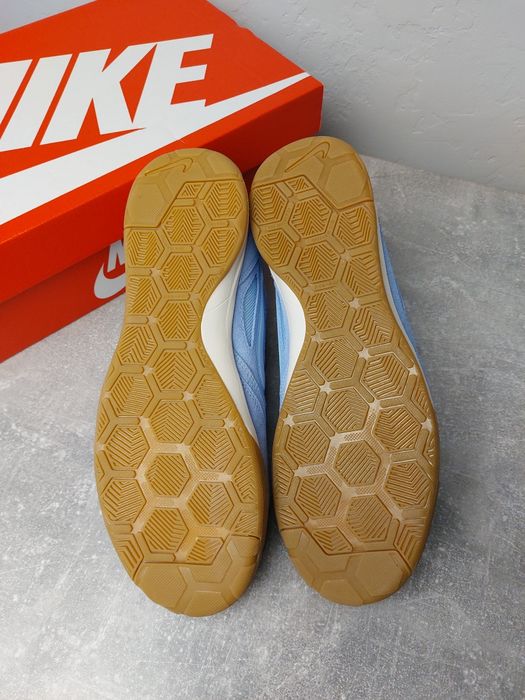 Футзалки nike gato hq6020-401 футбольні кросівки