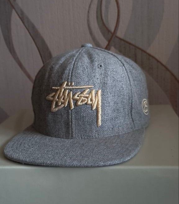 Серая мужская кепка спепбек пятипанелька шапка Stussy