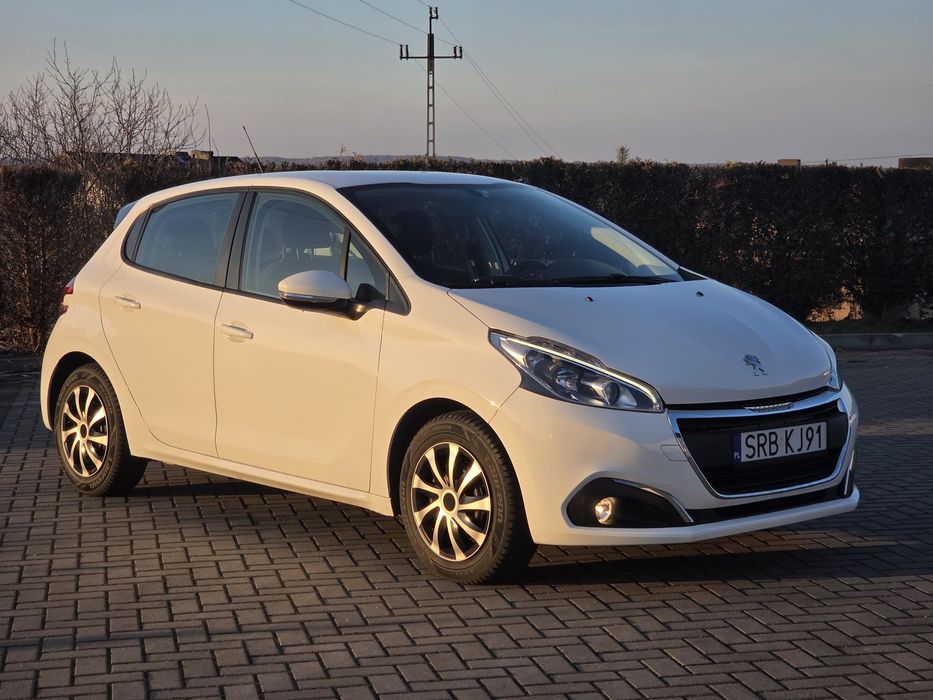 Peugeot 208 , 1,6HDI 2016r
