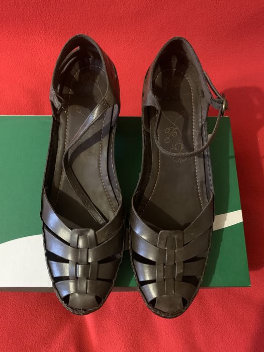Женские,кожаные сандали Clarks