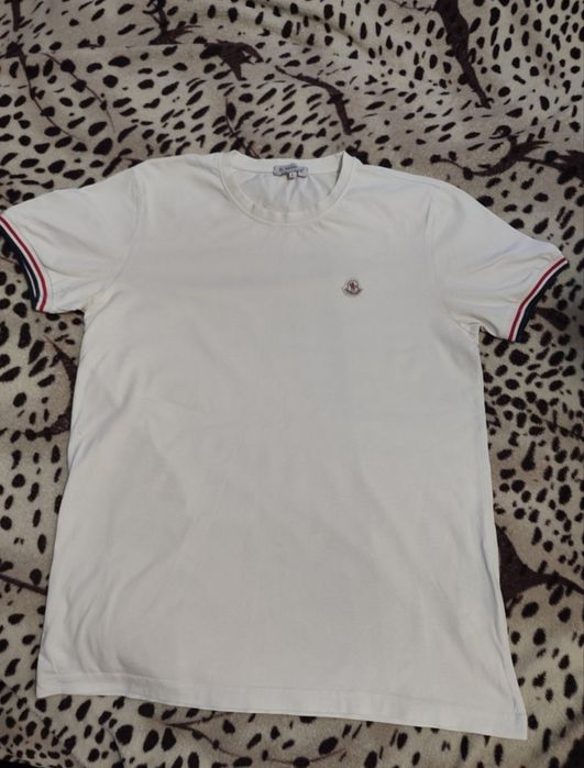Футболка Moncler з патчем