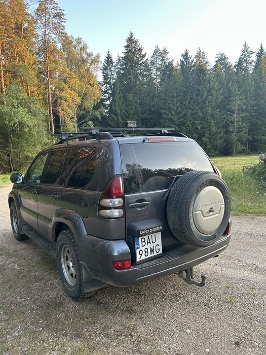 Toyota land crusier 120