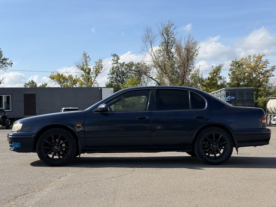 У продажу Nissan Maxima 2500$