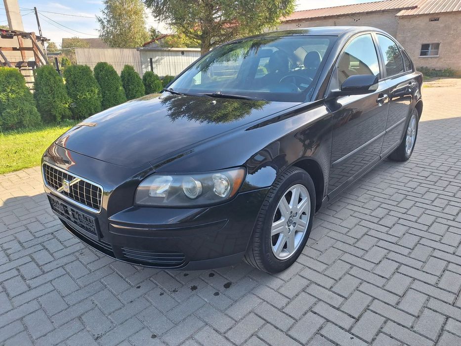 Volvo S40