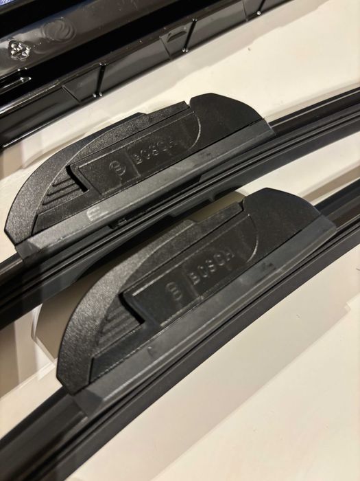 Escovas limpa vidros auto para-brisas Bosh Aerotwin - toyota yaris , VW Fox