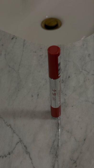 Nowy tonujący  balsam do ust Bourjois Butter Tint 01 Rose Fondant