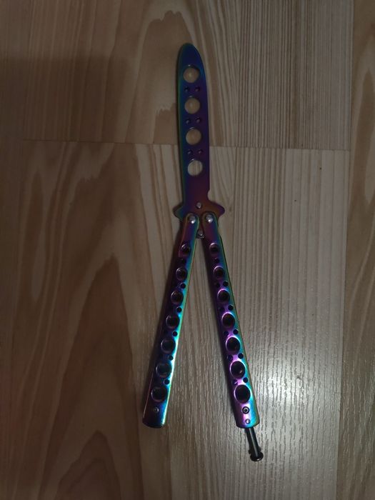 Продам нож бабочка оригинал