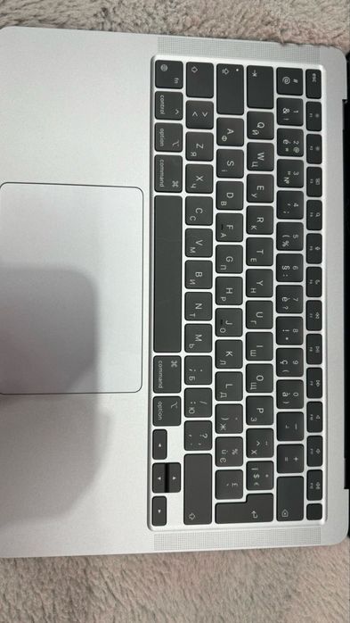 Macbook air m1 256gb новий
