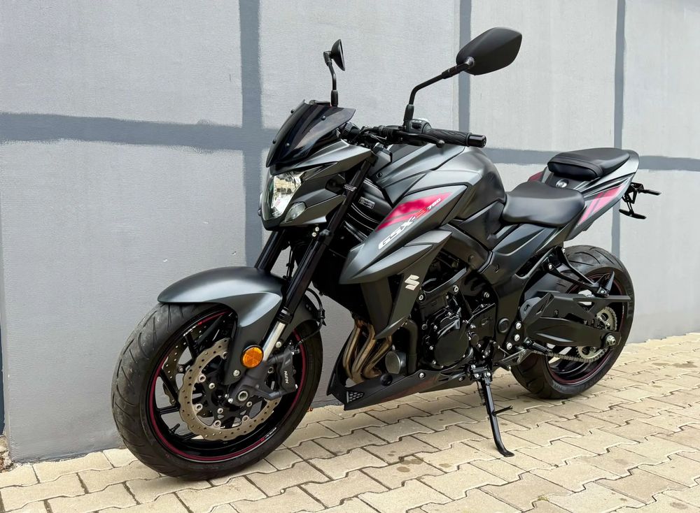 alt