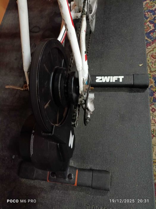 Zwift Hub One Indoor Trainer Cycling