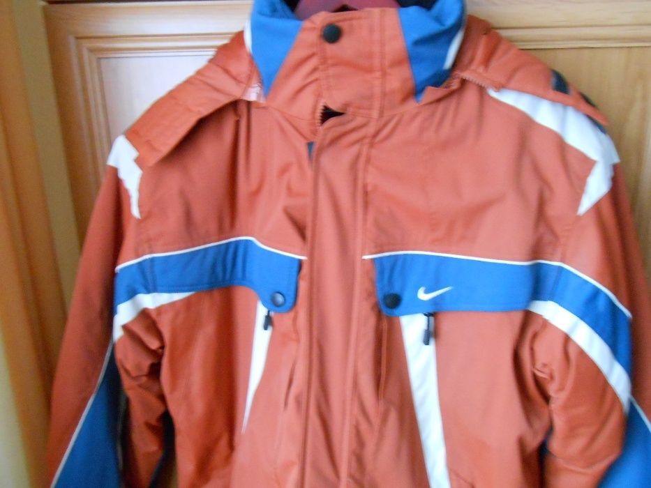 Kurtka Zimowa Nike Rozmiar L NOWA !!!