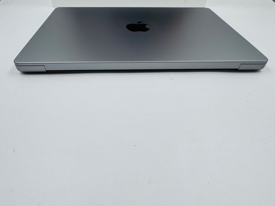 Apple MacBook Pro 16 2021 M1 Pro 32GB RAM 1TB SSD Space Gray IL7630