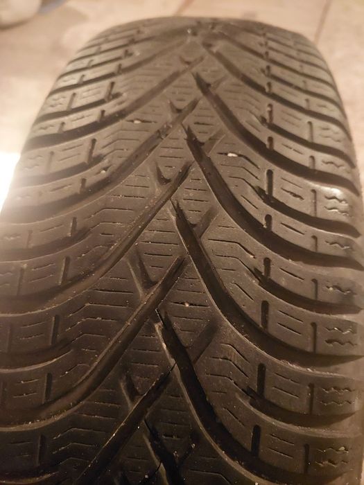 Продам зимову шину