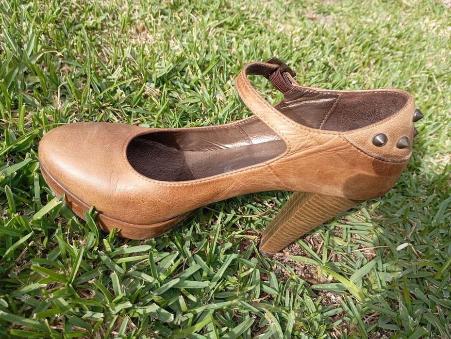 Sapatos de salto alto n. 38 - couro -made um Portugal