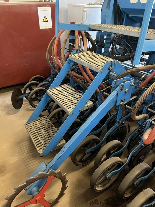 Agregat uprawowo-siewny LEMKEN  3m.