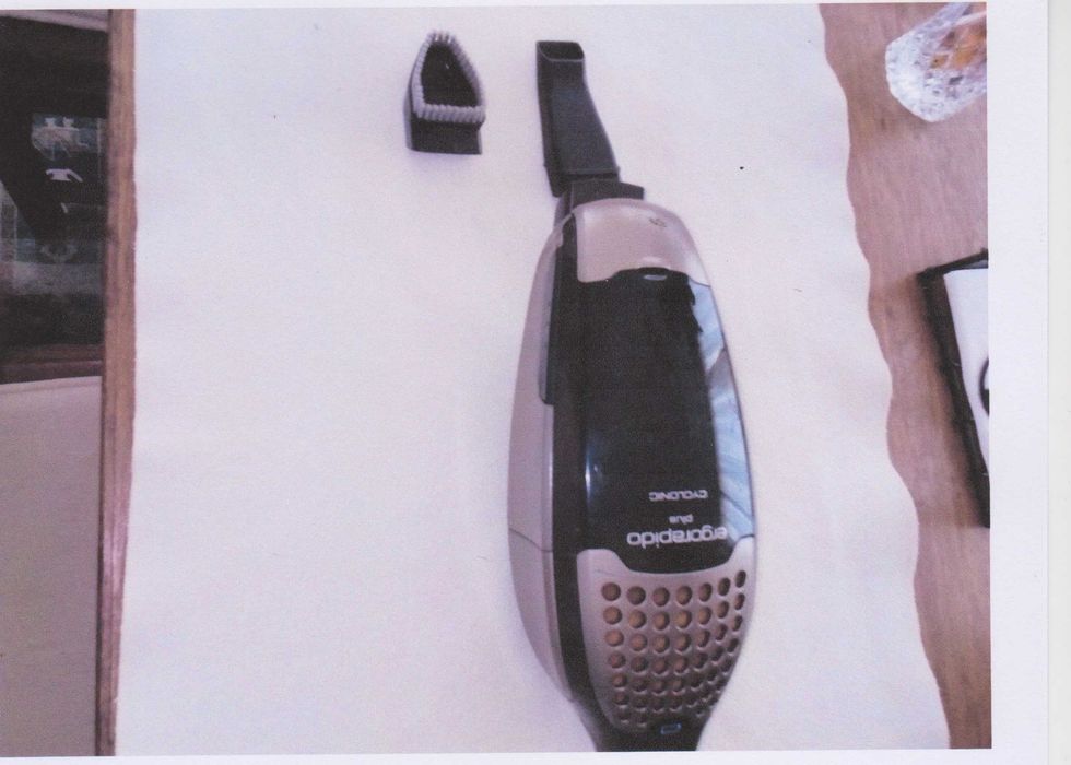 Aspirador vertical com bateria sem fios 2 em 1 da Electrolux