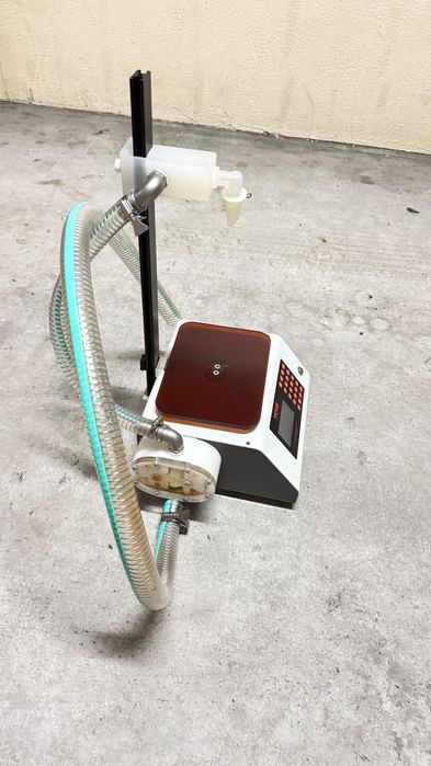 Enchedora Envasadora de Liquidos