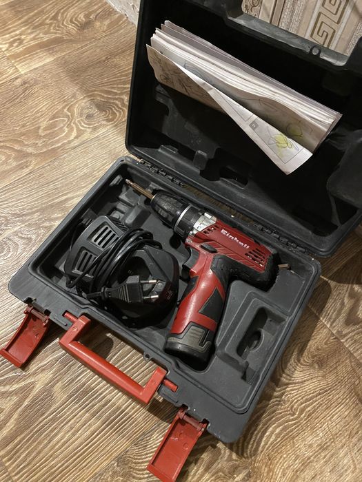 Шуруповерт Einhell