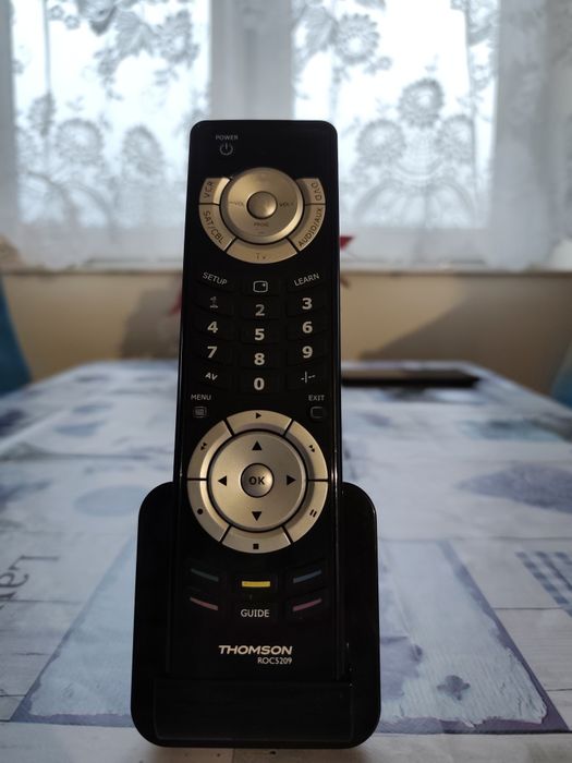 Pilot Thomson ROC5209 5w1 z podstawką uczący się