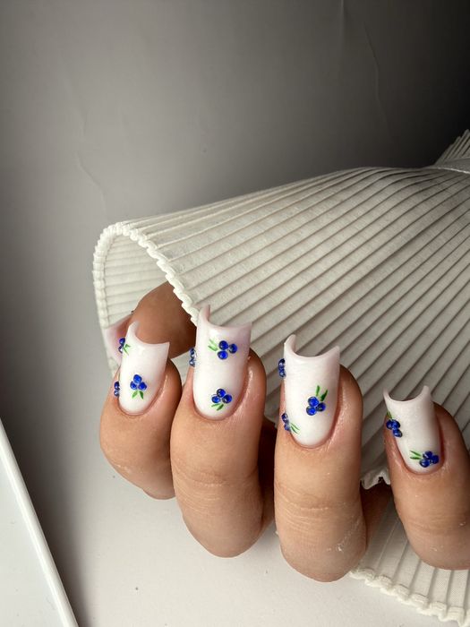 przedluzanie paznokci, manicure hybrydowy, uzupelnianie paznokci zelowych