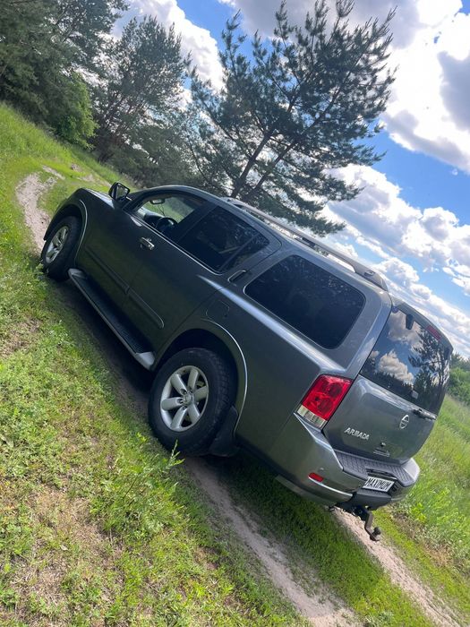 Продам Nissan Armada