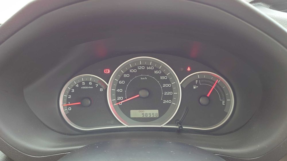 Subaru Impreza 1.5 R Hatchback 107hp — photo 3