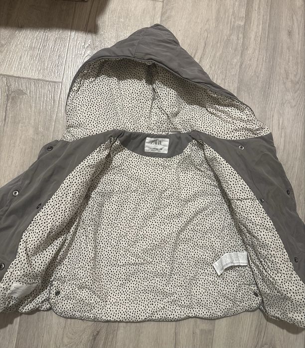 Весняна куртка zara 2-3 роки