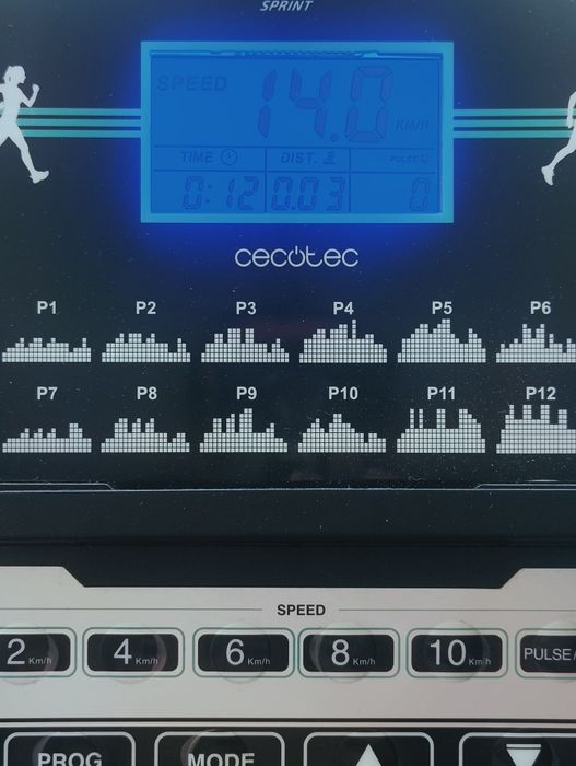 (14km/h) Vendo passadeira de correr dobrável Cecotec RunnerFit Sprint como nova
