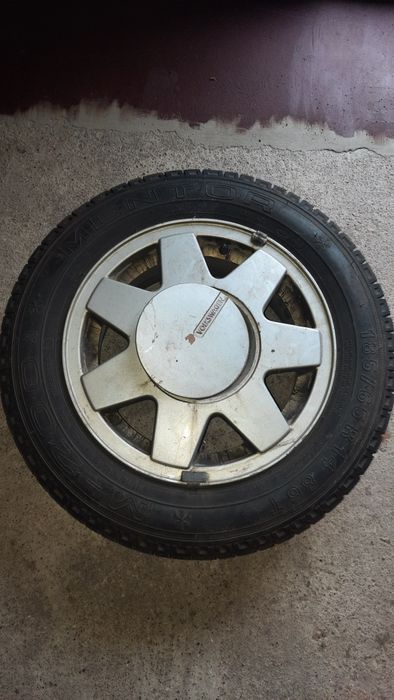 Sprzedam felgi z oponami 14