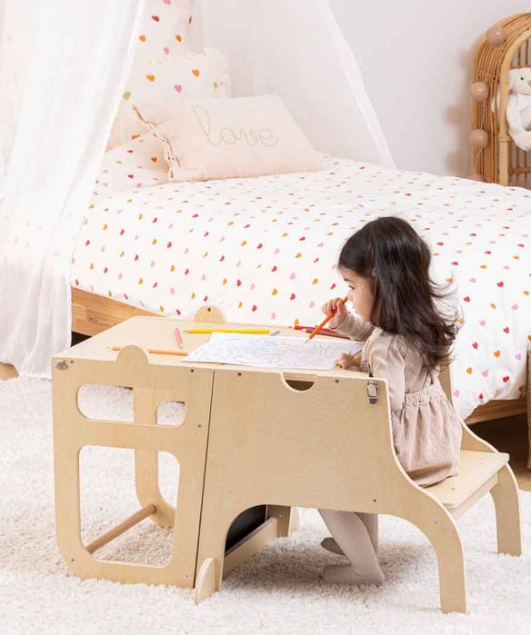 Banco observatório e secretária em madeira da Homa criança