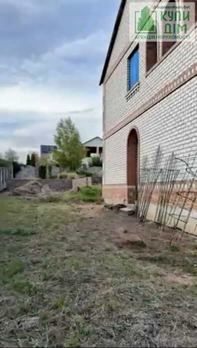 Продається великий будинок с. Соколівське